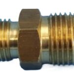 No 17 SAE Male 3/8" x SAE Male 5/16" Double Union