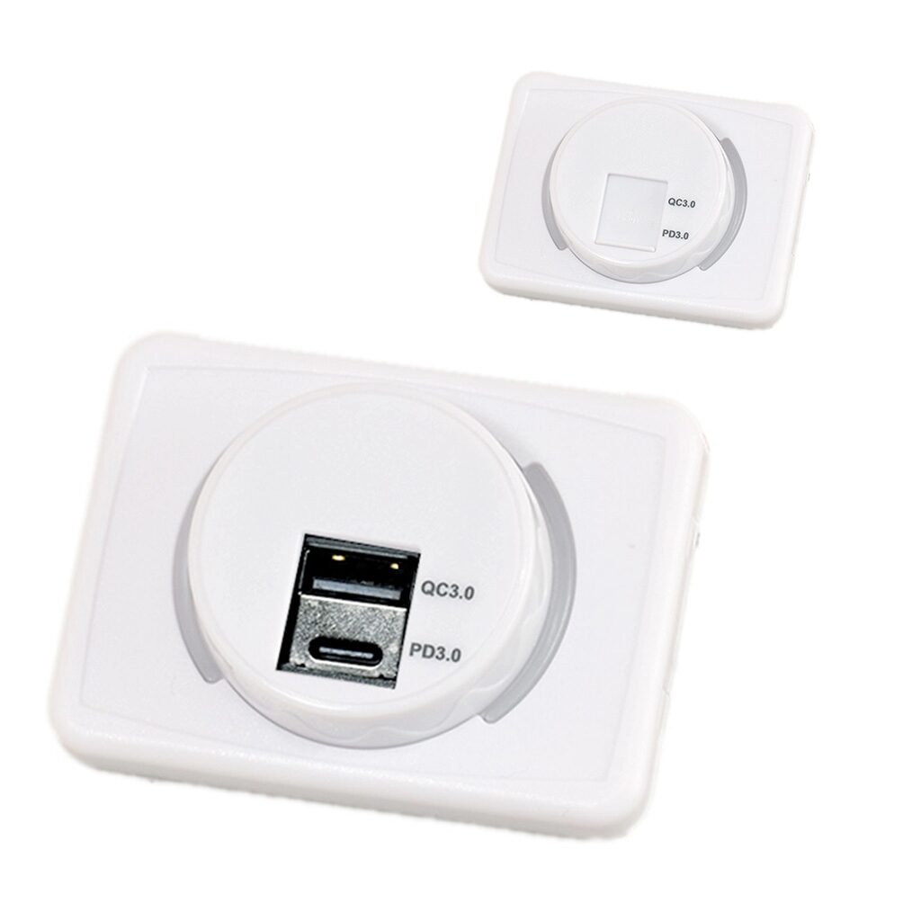 12V Twin Charging Station USB A/USB C - White